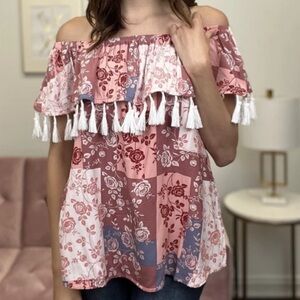 ANDREE BY UNIT Pink/Blue/Red Flutter Sleeve/Off Shoulder Blouse. Large